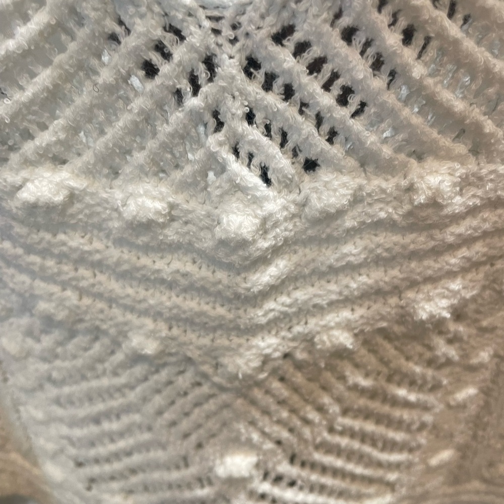 NWT—-Abound Cream Knit Crop Top - Picture 8 of 8
